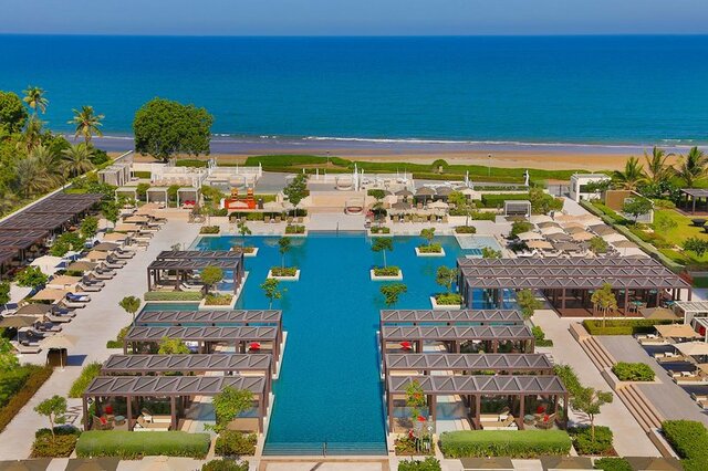 W Muscat Hotel ★★★★★