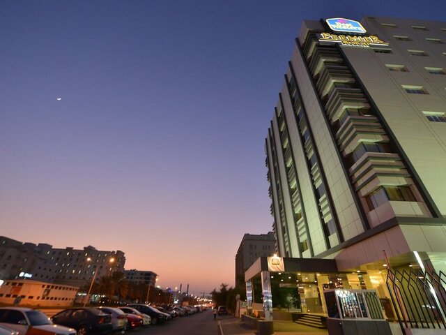Best Western Premier Muscat Hotel ★★★★