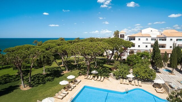 Pine Cliffs Resort ★★★★★
