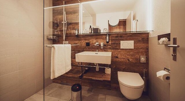 Mountain Plaza Hotel ★★★★