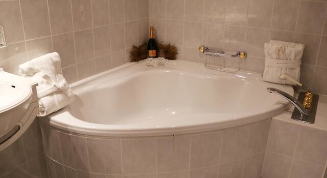 Grichting Hotel & Serviced Apartments ★★★