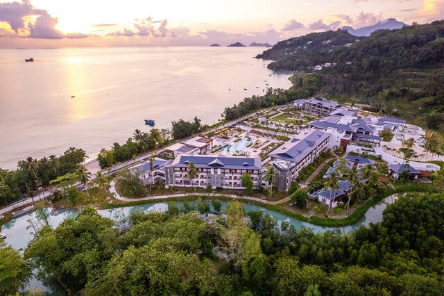 Canopy by Hilton ★★★★