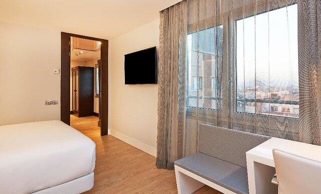 NH Collection Barcelona Gran Hotel Calderón ★★★★★