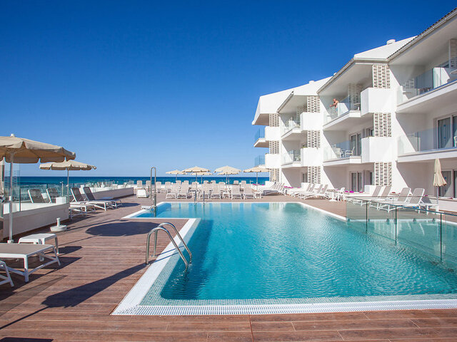 Aparthotel Grupotel Picafort Beach ★★★★