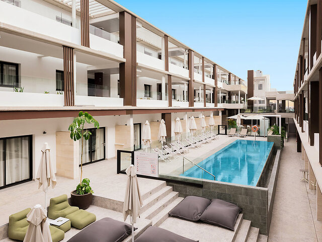 Coral Cotillo Reef ★★★★