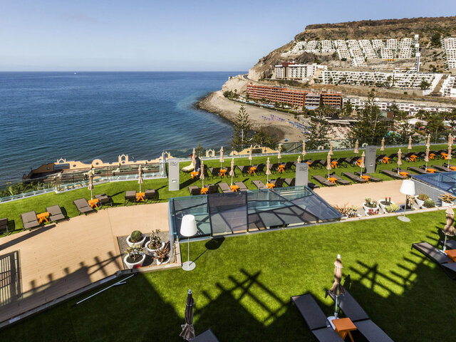 Riviera Vista ★★★