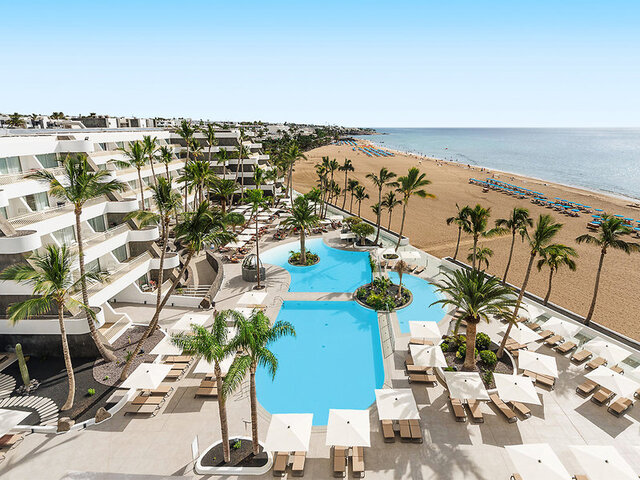 Plus Fariones Suite Hotel ★★★★