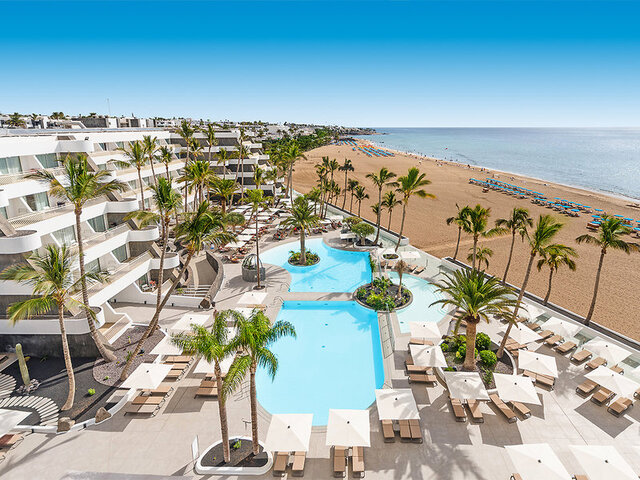 Plus Fariones Suite Hotel ★★★★