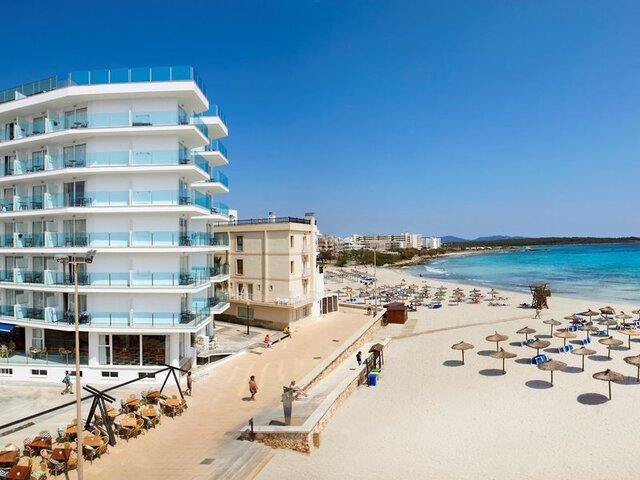 Universal Hotel Perla ★★★★