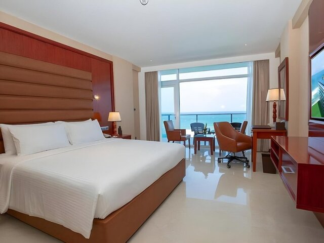 Marino Beach Colombo ★★★★