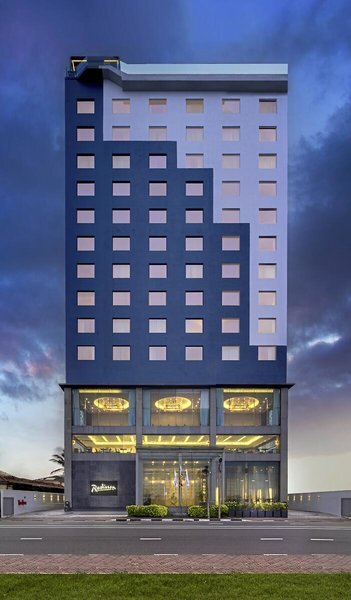 Radisson Hotel Colombo ★★★★