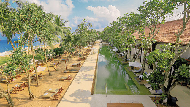 Pandanus Beach Resort & Spa ★★★★