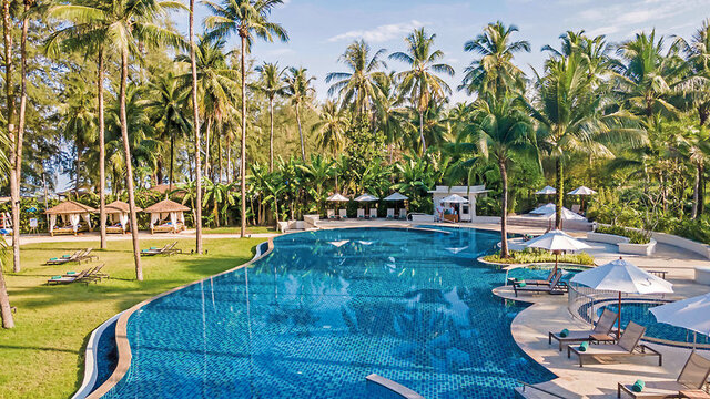 Outrigger Khao Lak Beach Resort ★★★★