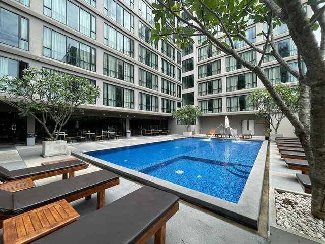 Beston Hotel Pattaya ★★★★