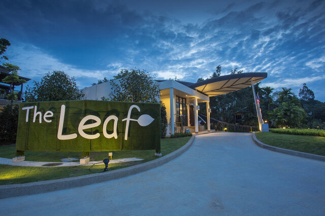 The Leaf on the Sands by ★★★★