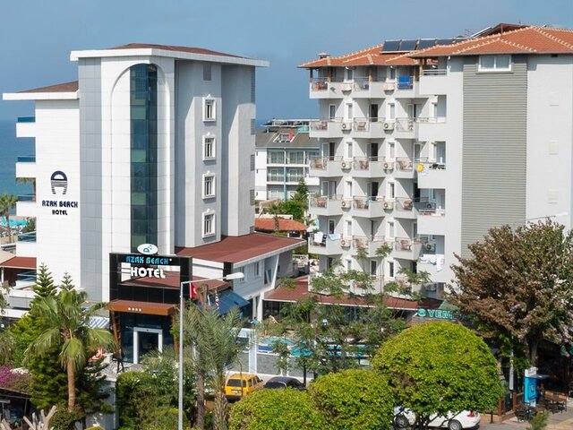 Azak Beach Hotel ★★★
