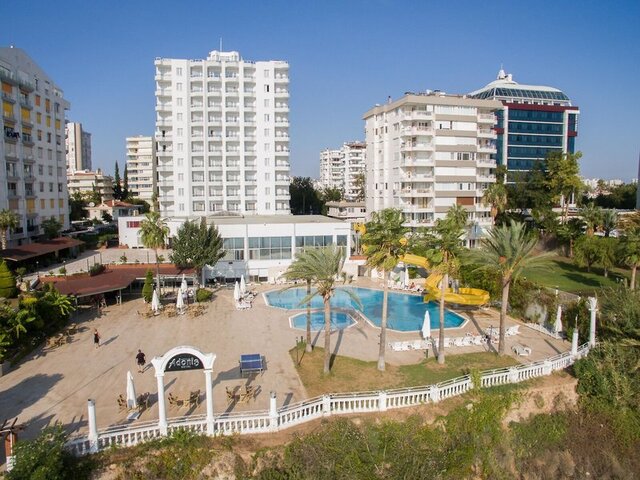 Adonis Hotel ★★★★★