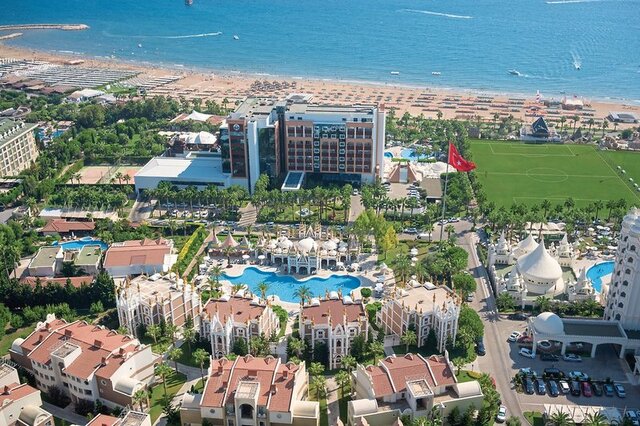 Kamelya Selin ★★★★★