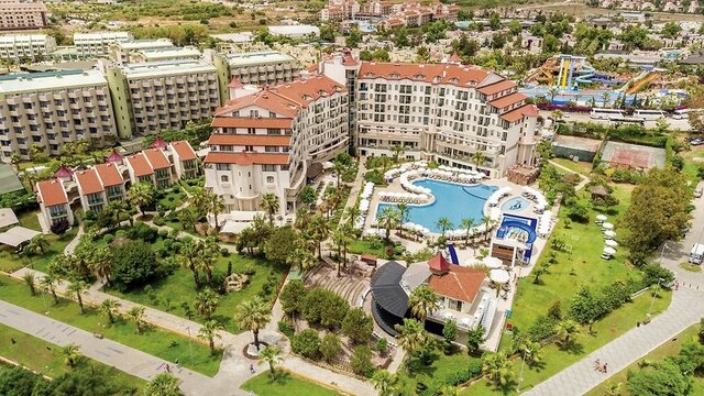 Bella Resort & Spa ★★★★★