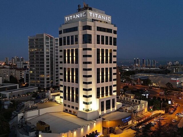 Titanic Business Kartal ★★★★★