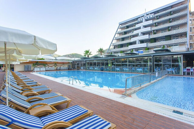 Beach Club Doganay ★★★★★