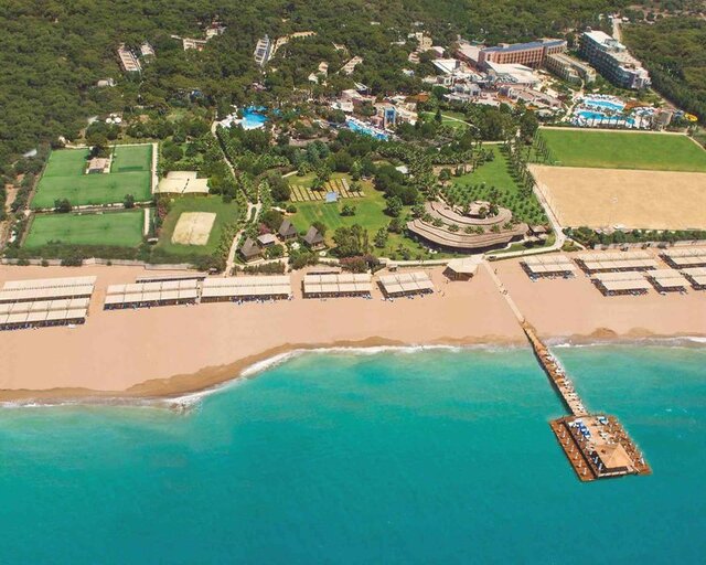 Blue Waters Club ★★★★★