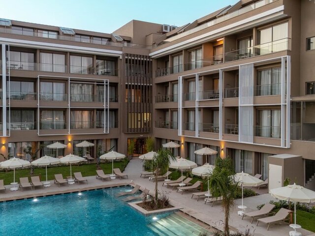 Prive Suite Side & Spa Hotel ★★★★