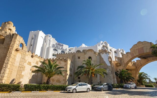 Lella Baya ★★★★