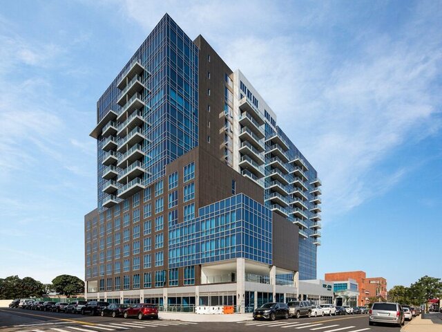 Four Points by Sheraton Flushing ★★★★