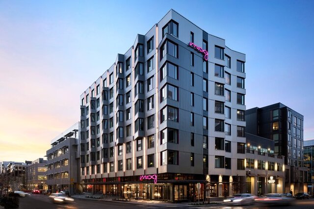 Moxy Seattle Downtown ★★★