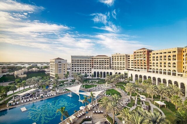 The Ritz Carlton Abu Dhabi Grand Canal ★★★★★