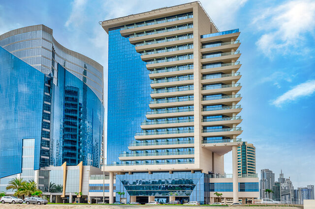 The First Collec.Business ★★★★