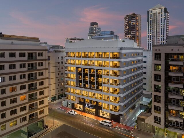 Savoy Crest Hotel Apartments ★★★★