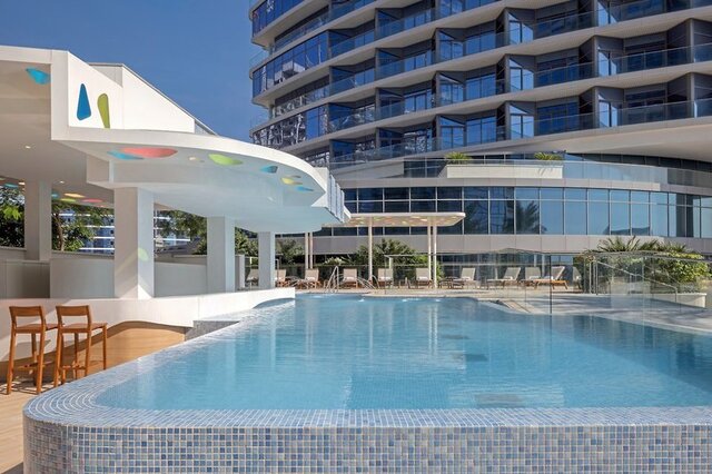 Hilton Dubai Creek Hotel And Residences ★★★★★