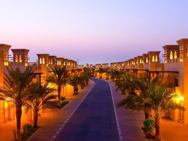 Al Hamra Village Hotel ★★★★