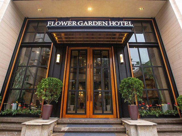 Flower Garden Hotel ★★★★