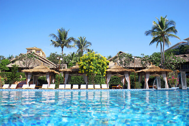 Aroma Beach Resort & Spa ★★★★