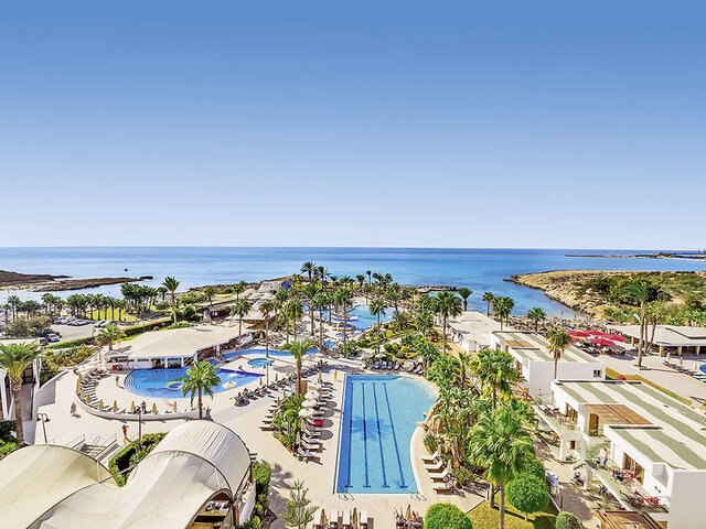 Adams Beach ★★★★★