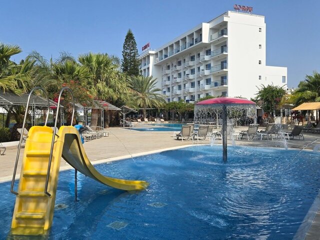 Corfu Hotel ★★★