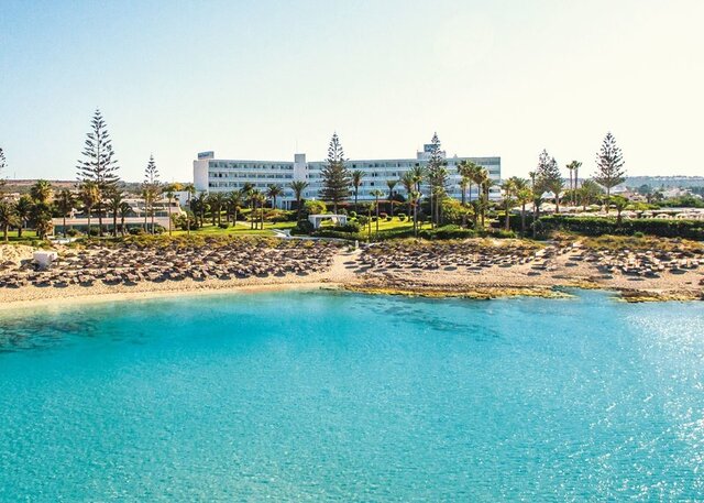 Nissi Beach Resort ★★★★