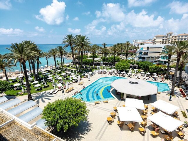 TUI BLUE Pioneer Beach Hotel ★★★★