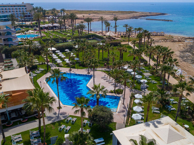 Aquamare Beach ★★★★
