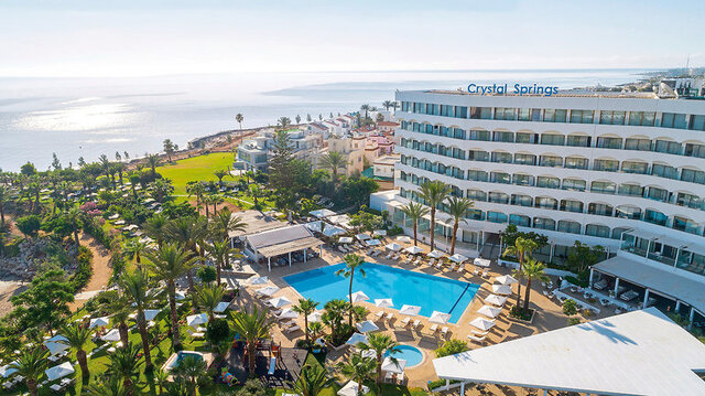 Crystal Springs Beach Hotel ★★★★