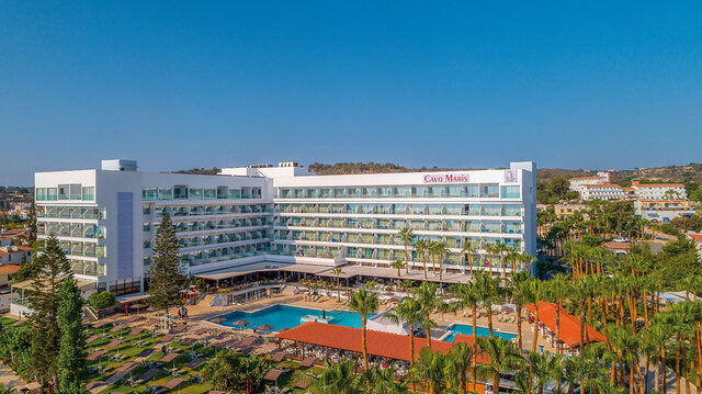 Cavo Maris Beach Hotel ★★★★