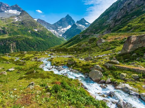 Bernina Express - Von den Alpen zu den Palmen | Schweiz Zugrundreise 