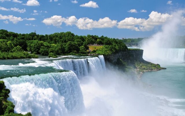 Berühmte Wasserfälle: Niagarafälle
