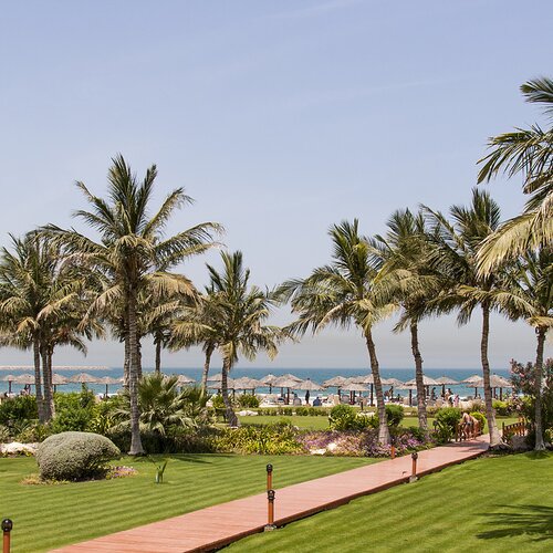 In den Urlaub fliegen mit Emirates