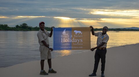 3 Nächte Fly-in Safari Nyerere - Kleingruppe