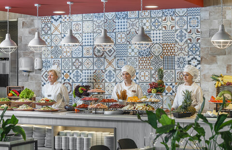 Hotel MELIÁ Sunny Beach **** | Badereise inkl. Flug