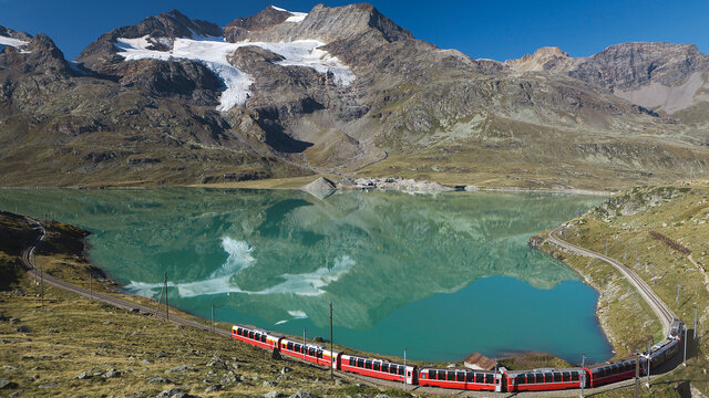 Königstour durch die Schweiz - Eisenbahnromantik und Alpenzauber
